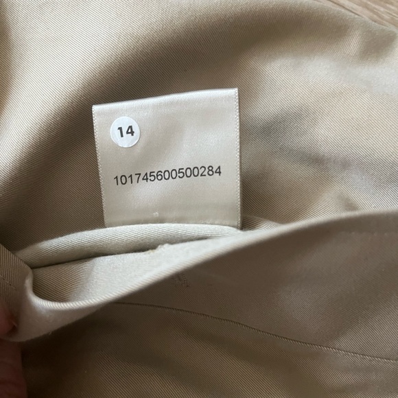 BURBERRY THE KENSINGTON SHORT TRENCH COAT MSRP $2,590 - Picture 12 of 14
